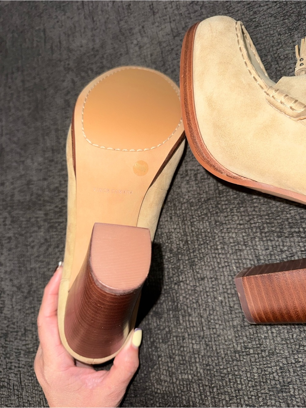 Vince Camuto Cefinlyn Suede Tassel Loafer Pumps Beige Size 11M Block Heel - Picture 4 of 16